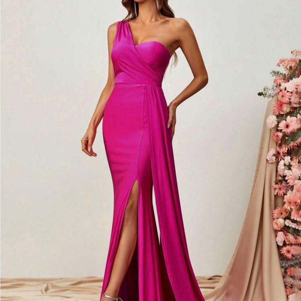 Stunning one shoulder side split size large hot pink only wore once. Paid $70